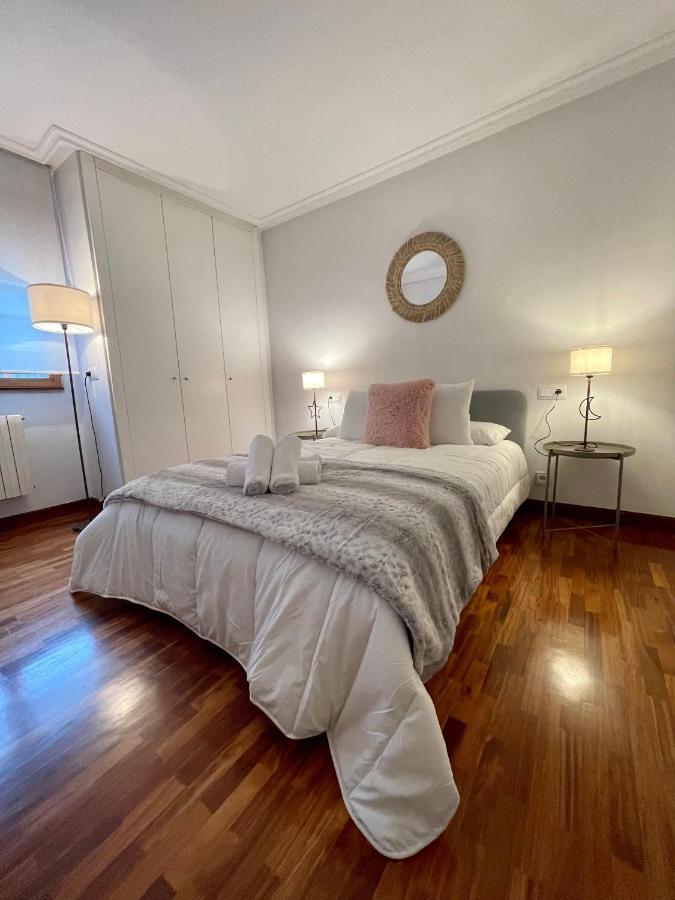 Ferienwohnung Atico Al Lado Del Ayuntamiento Oviédo Exterior foto