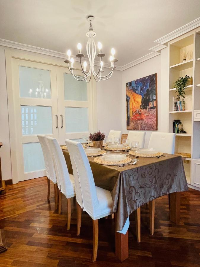 Ferienwohnung Atico Al Lado Del Ayuntamiento Oviédo Exterior foto