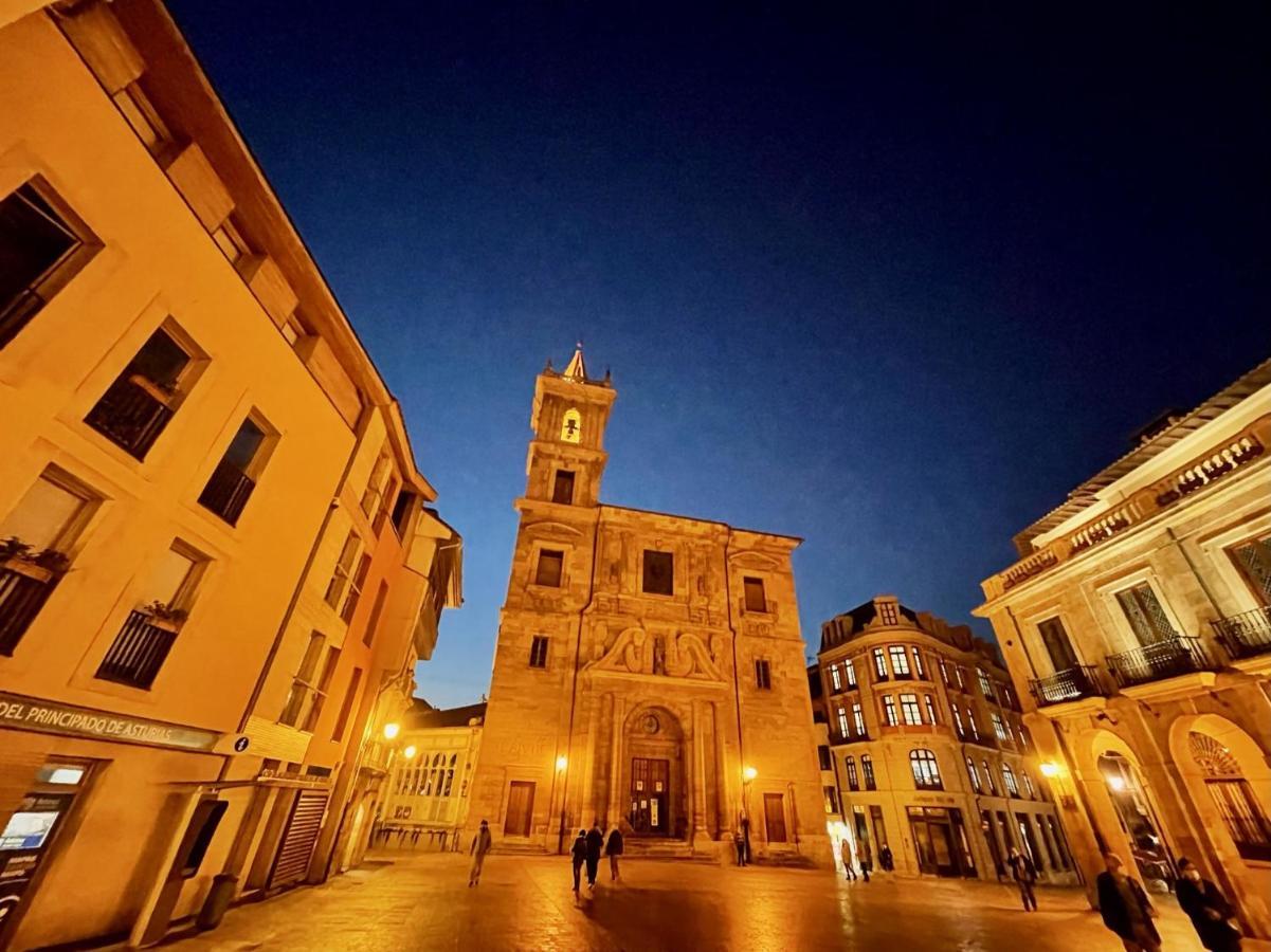 Ferienwohnung Atico Al Lado Del Ayuntamiento Oviédo Exterior foto